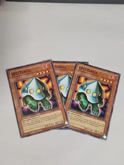 UFO Turtle RP01-EN069 x3 Retro Pack 1 Yugioh Cards Unlimited EditionMint Playset - Image 1