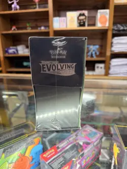 Pokemon TCG Evolving Skies ETB - Image 2