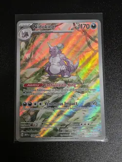 Pokemon Nidoking TCG Holo Illustration Rare Card 174/165 Scarlet & Violet-151 - Image 1