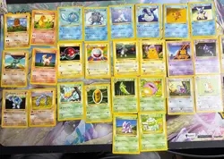 1999 Pokemon TCG Base Set Shadowless Lot 28 Cards No Duplicates - Image 1