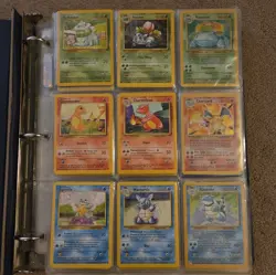 Pokemon Cards Binder Holo Vintage Rare Cards Charizard. - Image 2