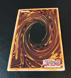 2004 SKE-001 YuGiOh Blue Eyes White Dragon Super Rare Foil Holo Kaiba Evolution - Image 4