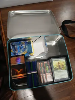 Magic The Gathering / Pokemon Energy Trading Card Lot - Image 1