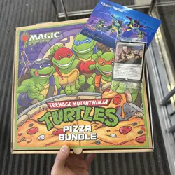 NYCC 2025 - MTG X TEENAGE MUTANT NINJA TURTLES PIZZA BOX WITH PROMO - Image 1