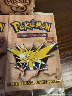 Pokemon Cards Fossil Unlimited- Empty Booster Box w/ 93 Empty Packs - Image 3