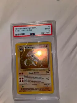 1999 Pokemon Fossil Kabutops-HOLO #9 - Image 1