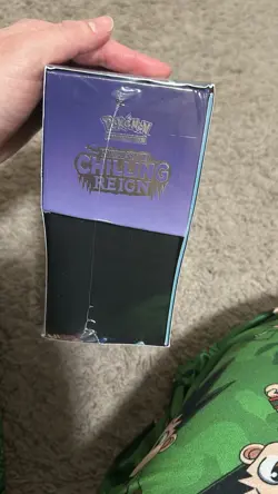 Brand New Pokemon TCG SwSh Chilling Reign Elite Trainer Box ETB Sealed - Image 4