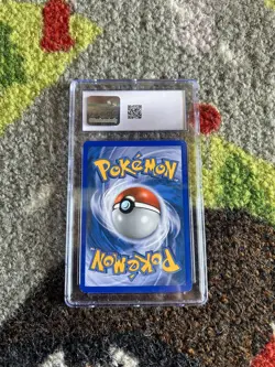 2010 Pokemon HeartGold & SoulSilver Darkness Energy (Umbreon) 121/123 CGC 8.5 NM - Image 2