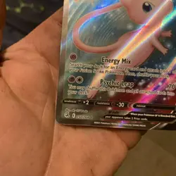 Pokemon Fusion Strike Mew v Ultra Holo Rare Full Art 250/264 - Image 2