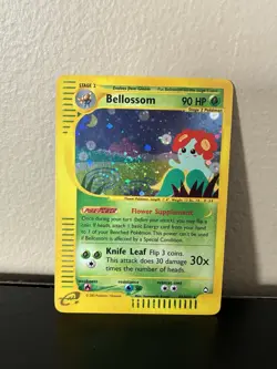Bellossom 2003 Pokemon H5/H32 Aquapolis Holo LP SWIRL - Image 2