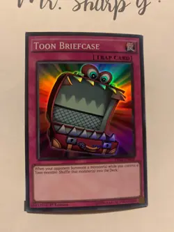 TOON BRIEFCASE -1st EDITION DRL2-EN029 ENGLISH Yu-Gi-Oh! CARD SUPER RARE HOLO - Image 3