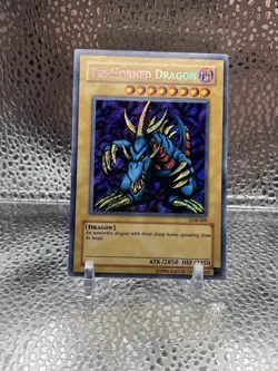 Tri-Horned Dragon LOB-000 The Legend of Blue Eyes White Dragon NM - Image 1