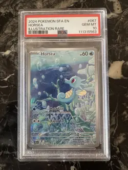 Pokemon TCG Horsea 067/064 Shrouded Fable Holo Illustration Rare PSA 10 - Image 1