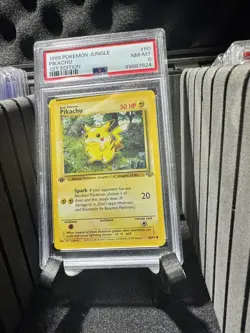 PIKACHU #60 PSA 8 • 1999 Pokemon Jungle 60 1st Edition • - Image 3