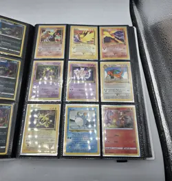 Huge POKEMON Card Collection - Vintage Holo Charizard Base Set Topps Modern - Image 5