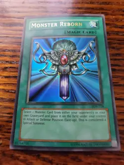 MP* - 1996 YUGIOH MONSTER REBORN #LOB-096 - Image 1