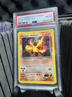 2000 POKEMON GYM HEROES HOLO #12 ROCKET'S MOLTRES PSA 8 - Image 1