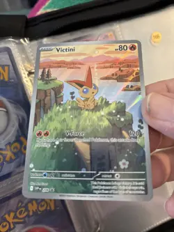 Victini SVP 208 Illustration Rare Black Star Promo Black & White Pokemon G166 - Image 1