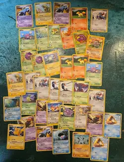 Vintage Pokemon Cards 400+ Card Mixed Lot Late 1990s-early 2000s - Image 3