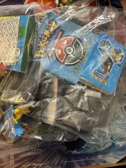 Vintage & Modern Pokemon Accessories Toys Manuals Gold Cards Charizard - Image 4