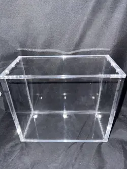 Magic MTG Final Fantasy Gift Bundle Premium Acrylic Magnet Protection Case - Image 2