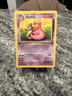 Slowbro 1st Edition 1999 Fossil Pokemon Card 43/62 DMG Crease - Image 1