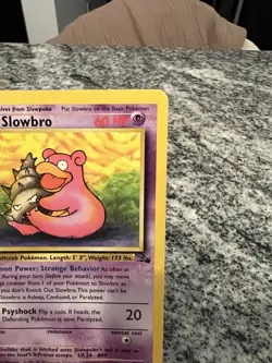 Slowbro 1st Edition 1999 Fossil Pokemon Card 43/62 DMG Crease - Image 3