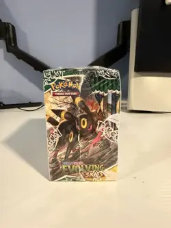 Pokemon TCG Sword & Shield Evolving Skies Booster Box Sealed (Slight Cut) - Image 2