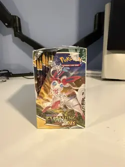Pokemon TCG Sword & Shield Evolving Skies Booster Box Sealed (Slight Cut) - Image 3