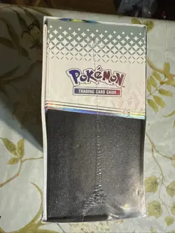 Pokemon TCG Scarlet Violet Prismatic Evolutions ETB New Slight right side Tear - Image 3