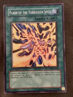 YuGiOh FLASH OF THE FORBIDDEN SPELL CDIP-EN038 Rare 1st edition! Near Mint/Mint - Image 1