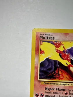 Moltres - 21 - Pokemon Wizards Black Star Promo Card Movie 2000 LP - Image 2