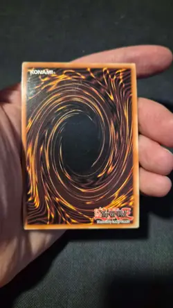 Blue-Eyes White Dragon SDK-001 Starter Deck: Kaiba Unlimited LP - Image 2