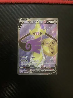 Aegislash V 177/185 Full Art Pokemon TCG Vivid Voltage Near Mint - Image 1