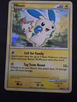 2010 POKEMON TCG MINUN HGSS17 HEARTGOLD SOULSILVER PROMO HOLO *DAMAGED* - Image 1