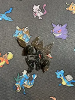 Umbreon Espeon Sleeves Mini Figure & Pin Pokemon Prismatic Evolutions Collection - Image 5
