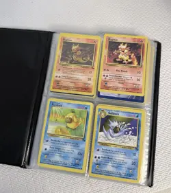 FILLED WITH CARDS POKEMON 1999 Wizards of the Coast Trading Card Album/Binder 742818083201 - Image 2