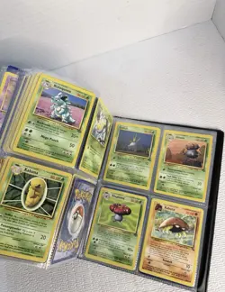 FILLED WITH CARDS POKEMON 1999 Wizards of the Coast Trading Card Album/Binder 742818083201 - Image 3