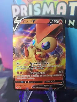 Victini V 025/202 Swsh01: Sword & Shield Base Set Holo Pokemon TCG 2020 - Image 1