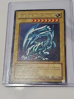 Yugioh Blue-Eyes White Dragon SDK-001 Ultra Rare HP Unlimited - Image 1
