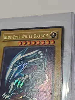 Yugioh Blue-Eyes White Dragon SDK-001 Ultra Rare HP Unlimited - Image 3