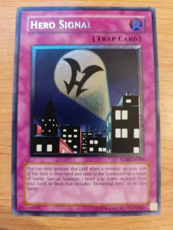 Hero Signal - TLM-EN049 - Very Lightly Played VLP - Ultimate Rare - Unlimited - Image 1