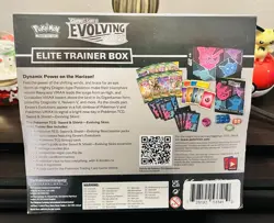 Pokemon TCG Evolving Skies ETB 820650808944 - Image 2