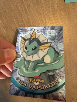 Topps Pokemon 1999 TV Animation Edition Series 1 Card #134 Vaporeon Halo - Image 2
