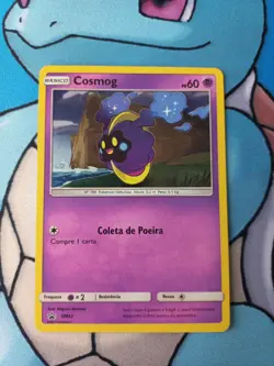 Cosmog SM42 - Pokemon Sun & Moon Promo Holo, Portuguese - Image 1