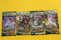 POKEMON SWORD AND SHIELD EVOLVING SKIES 4 PACKS SEALED - Image 1