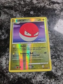 Pokemon Tcg Voltorb 81/100 Stormfront Reverse Holo MP - Image 1