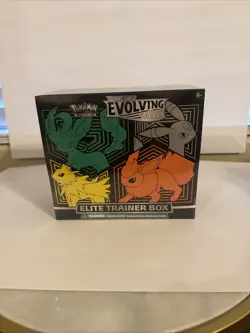 Pokemon TCG: Evolving Skies Elite Trainer Box ETB SWSH07 New Sealed - Umbreon - Image 1