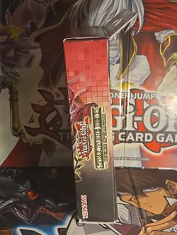 Yu-Gi-Oh! - Beware of the Traptrix Structure Deck - Image 4