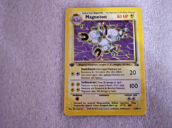 Pokemon Cards: Edition 1 Fossil Rare Holo: Magneton 11/62 - Image 1